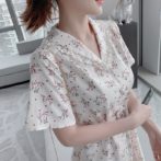 夏用のレディースワンピース