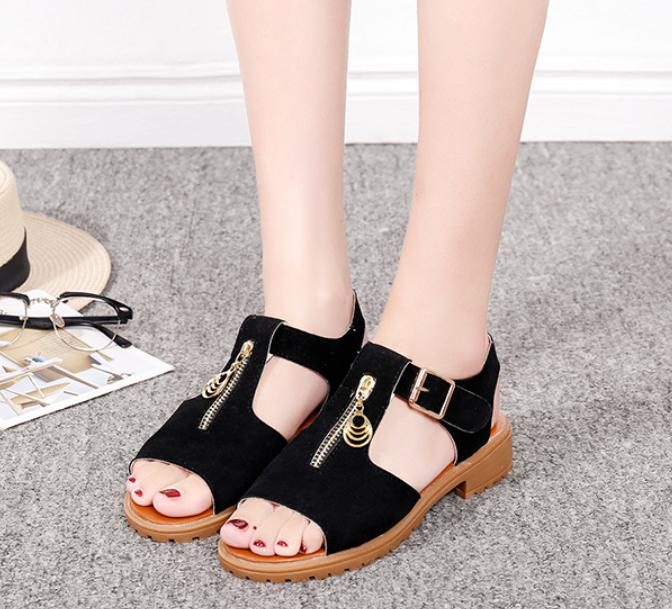 レディースのサンダル