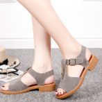 レディースのサンダル