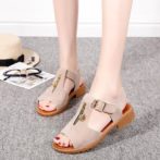 レディースのサンダル