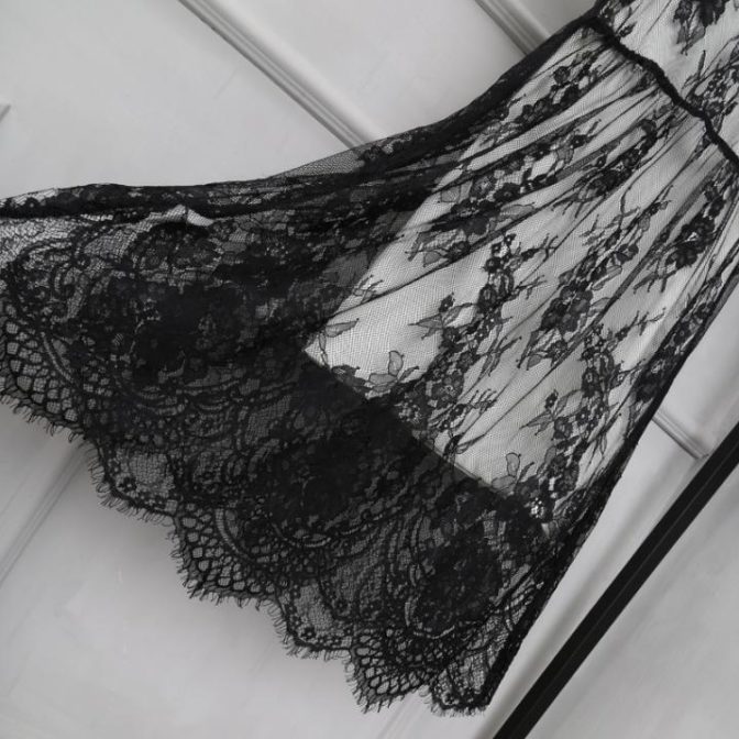 レディースのレースのワンピース