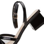 レディースのサンダル