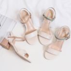 レディースのサンダル