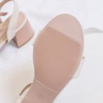 レディースのサンダル