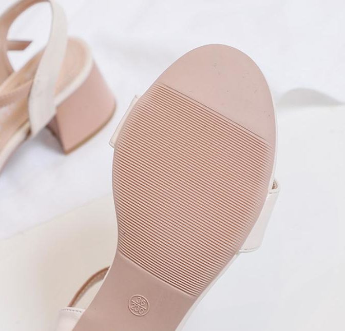 レディースのサンダル