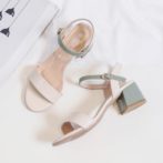 レディースのサンダル