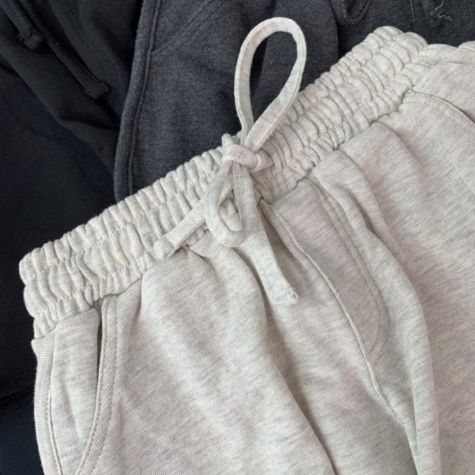 綿素材のレディースショートパンツ