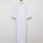 レディースのバックスリットロングワンピース