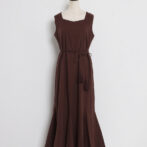 裾フレアノースリワンピース